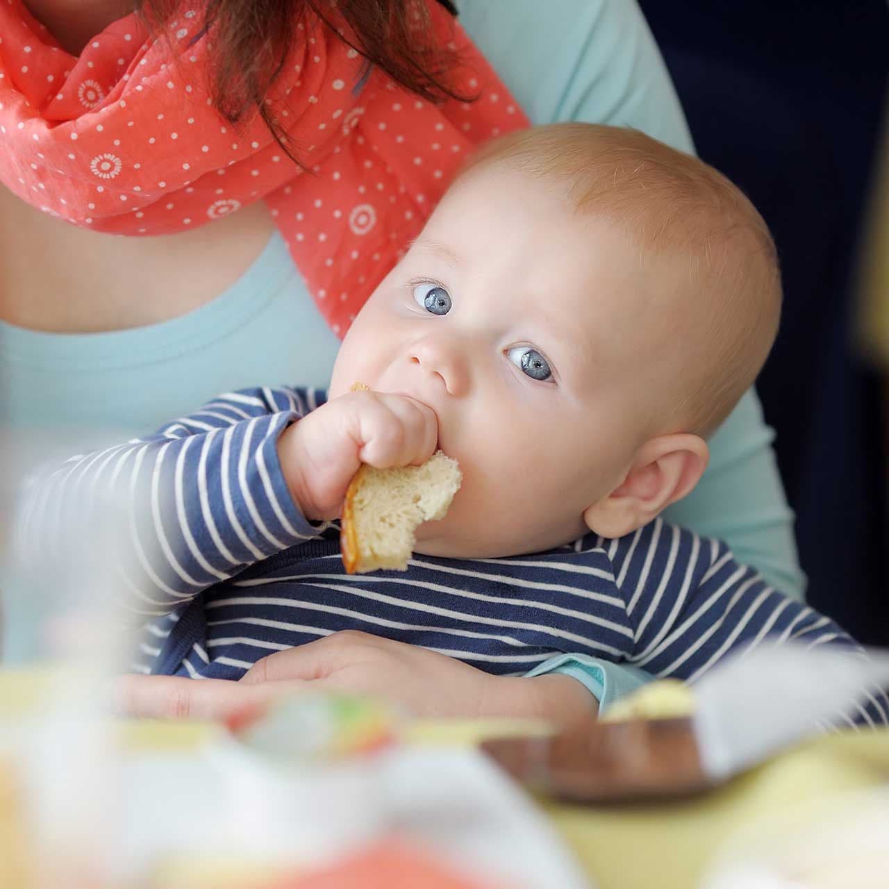 Comer afuera con tu bebé